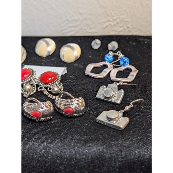 Fourteen Silver Tone Red White Blue Theme Pierced Earring Jewelry Lot - Picture 8 of 15